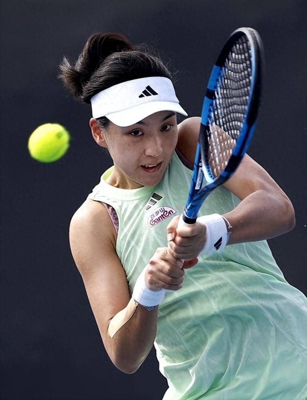 富的中后卫 富的中后卫