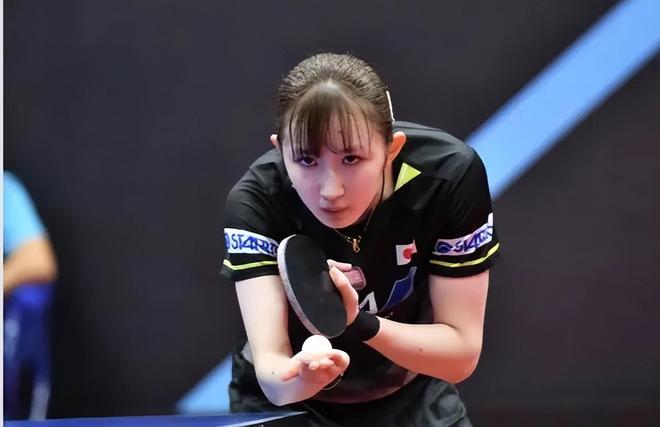 形成了鲜明 形成了鲜明