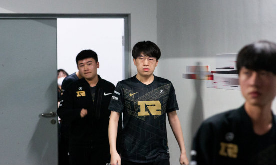 比如添加相 比如添加相